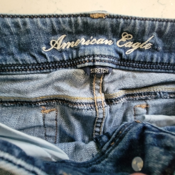 GIRLS AMERICAN EAGLE JEANS! - Picture 4 of 5